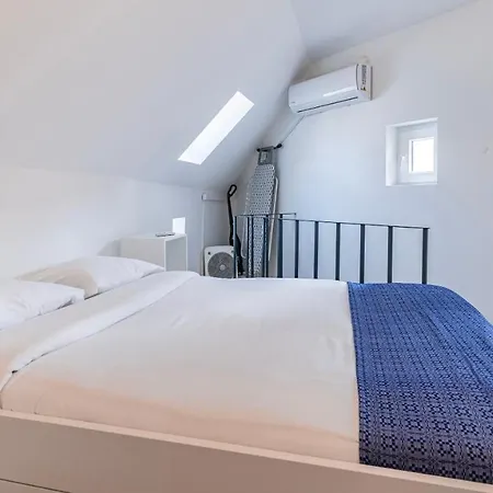 Estrela Escape 1 By Lovelystay Appartamento Lisbona